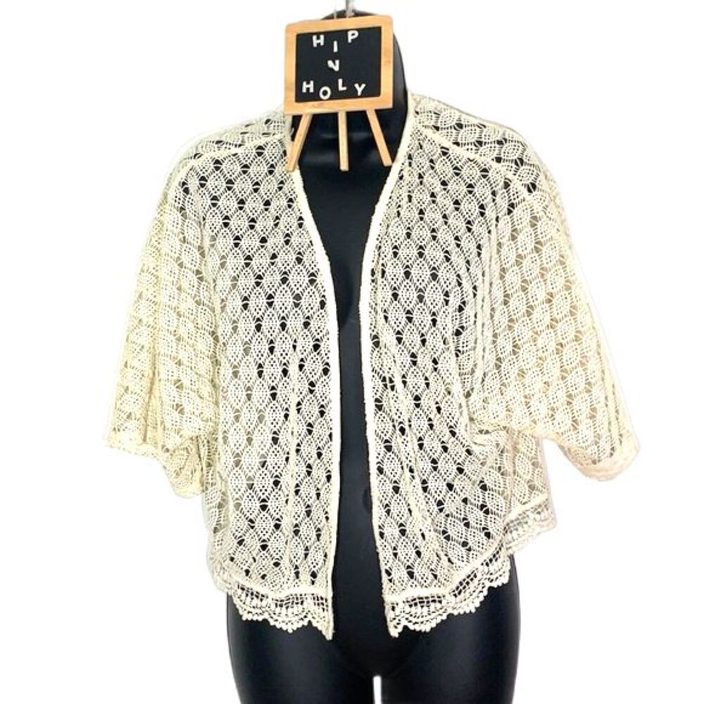 LOVE TREE Crochet Open Front Short Sleeve Cardigan Cream Size Small - Picture 2 of 9